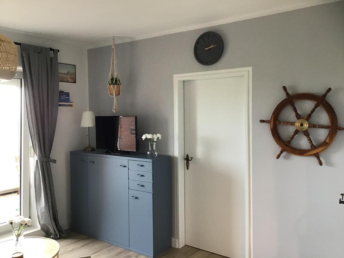 Liebevoll Eingerichtete Ferienwohnung Luettje Koje 돌눔 외부 사진